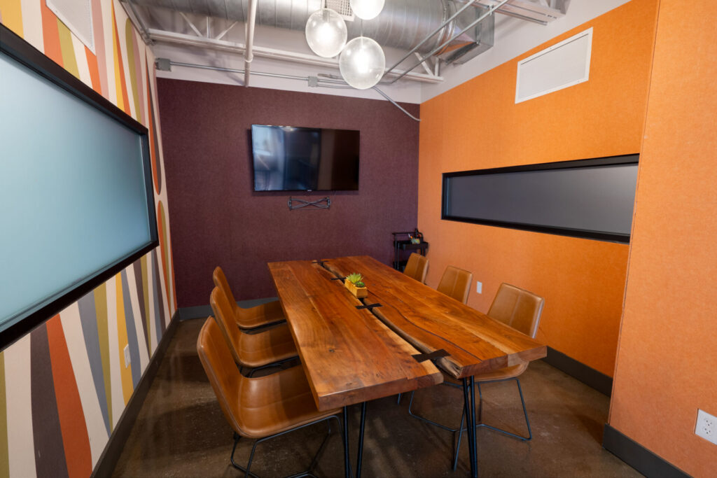 Room 50 – Easton, Columbus, OH
