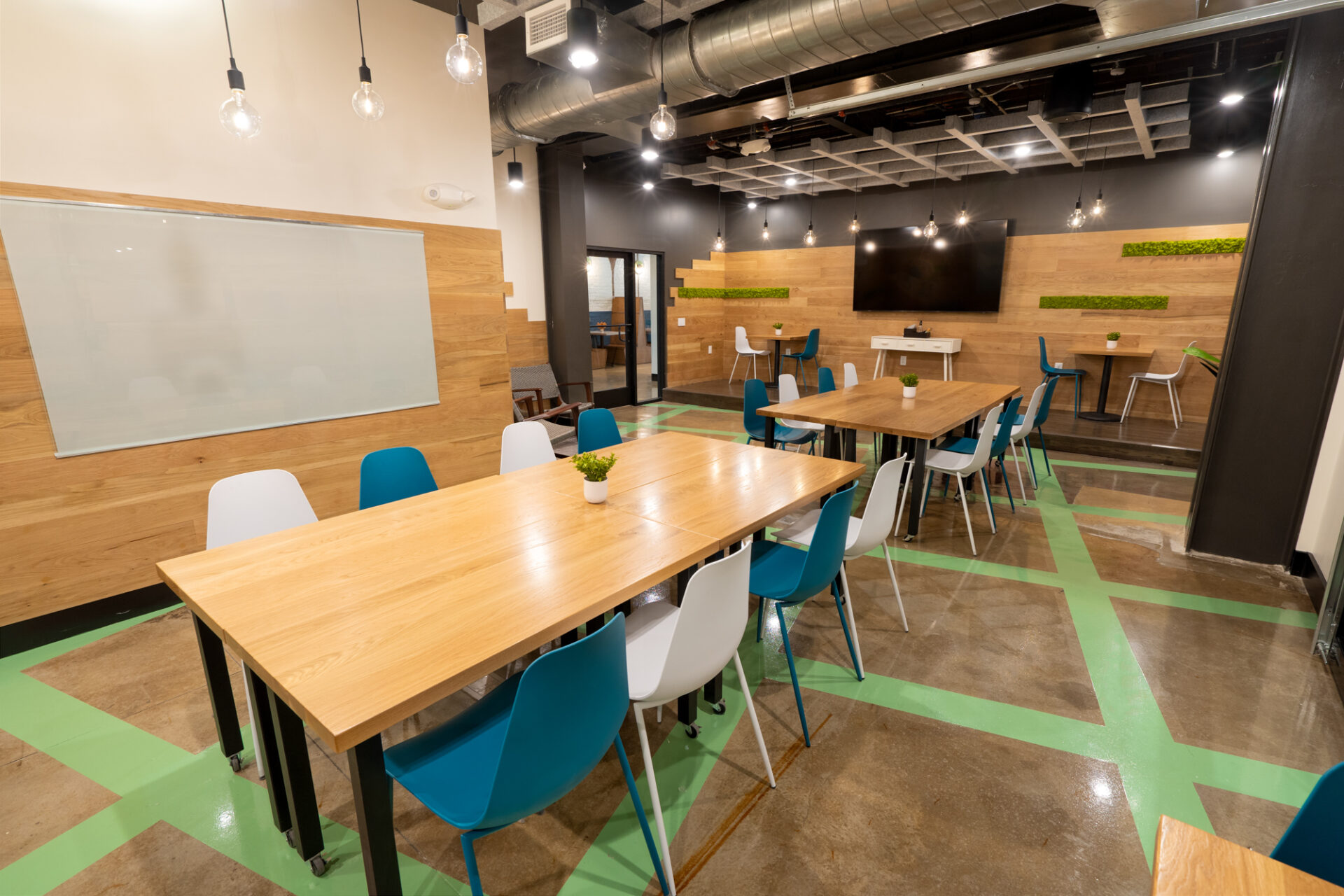 08 Tarpon Springs The Breezeway 2 web team coworking space,flexible workspace for teams,team office suites,shared office space for teams