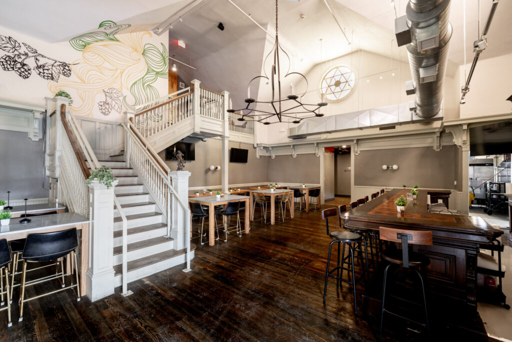 Upper Bar - Zionsville, IN