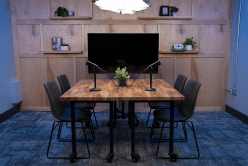 Podcast Studio versatility meeting room